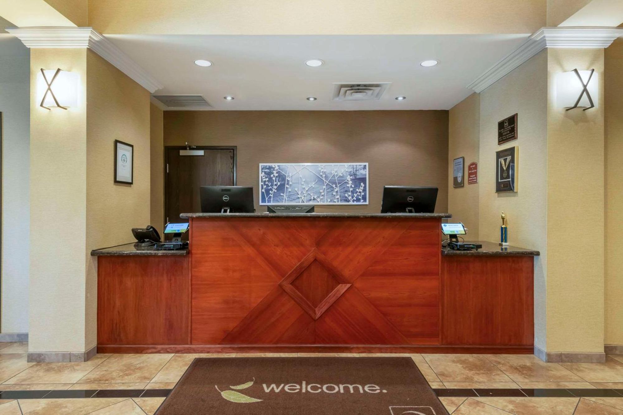 Sleep Inn & Suites Rapid City Bagian luar foto