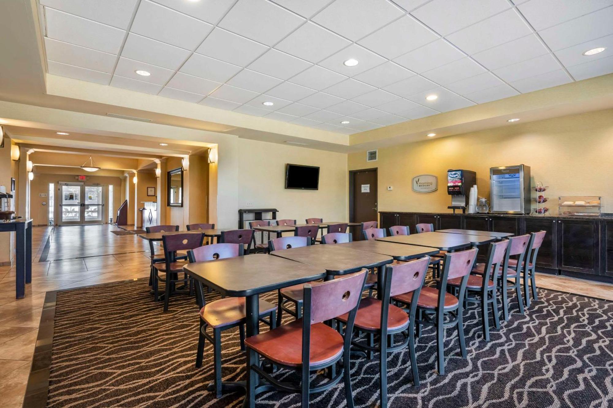 Sleep Inn & Suites Rapid City Bagian luar foto
